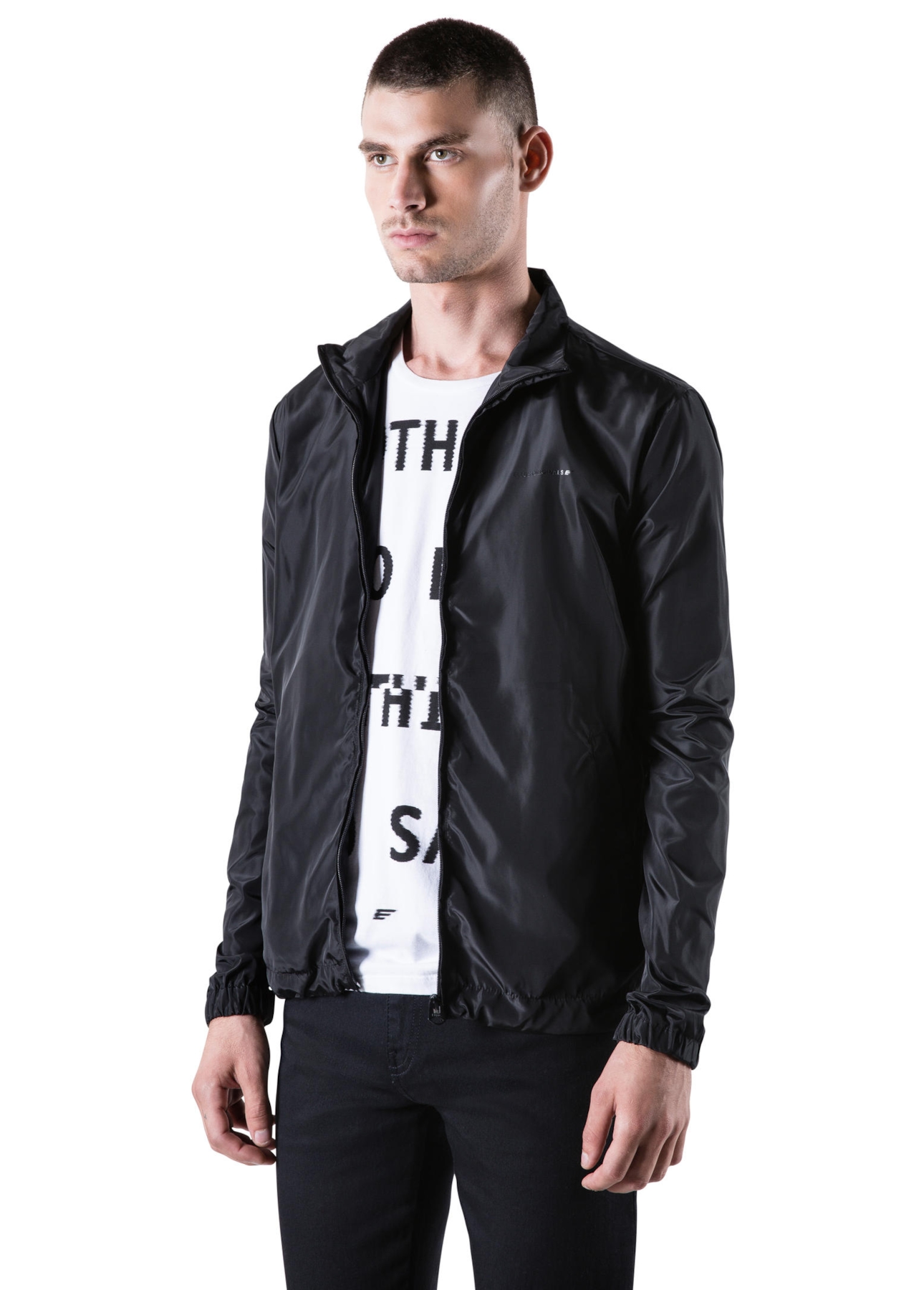 Jaqueta Light Nylon Windbreaker Preto