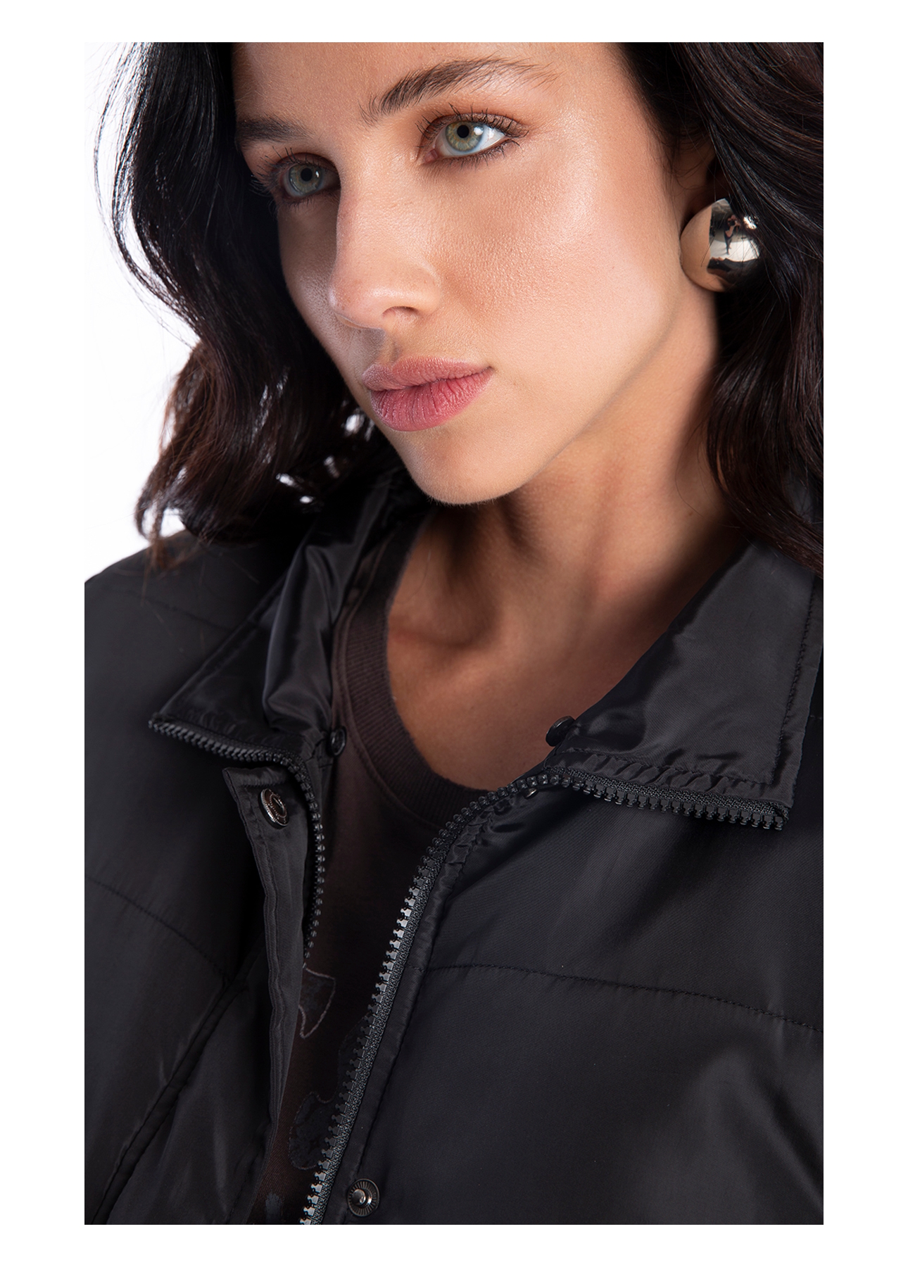 Jaqueta Nylon Ribbon Fur Collar Preto