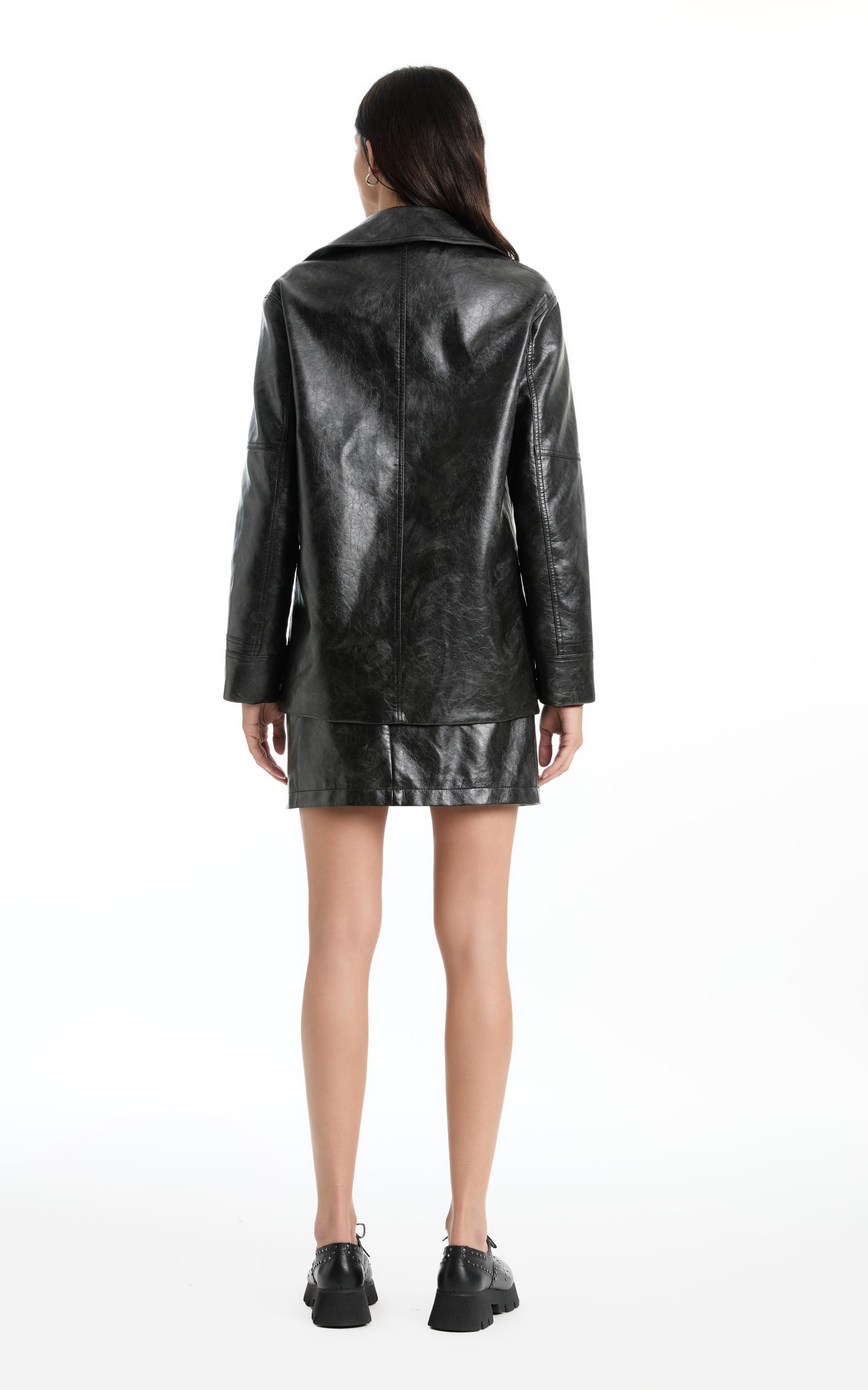 Jaqueta Overcoat Vegan Leather Preto