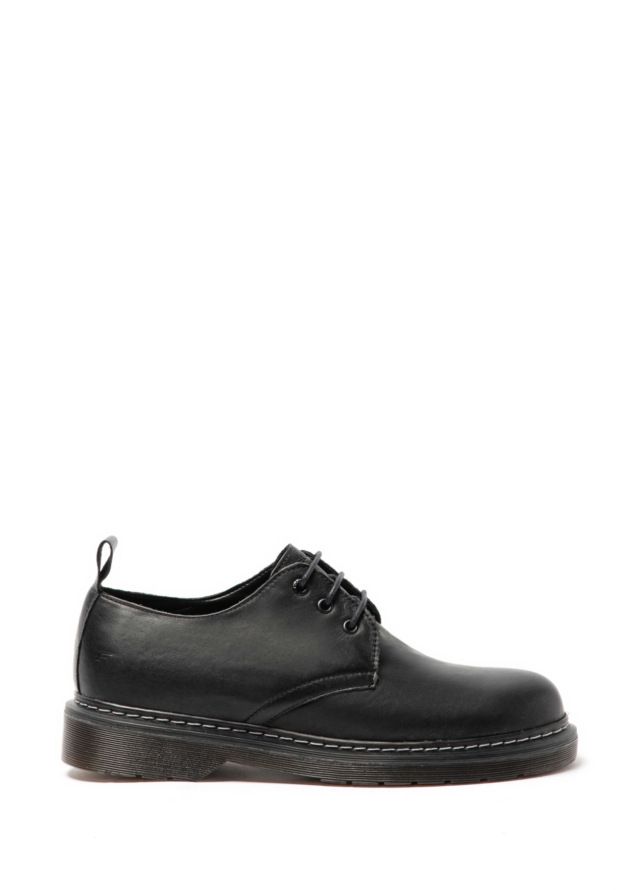 Louis Derbys Ellus Preto