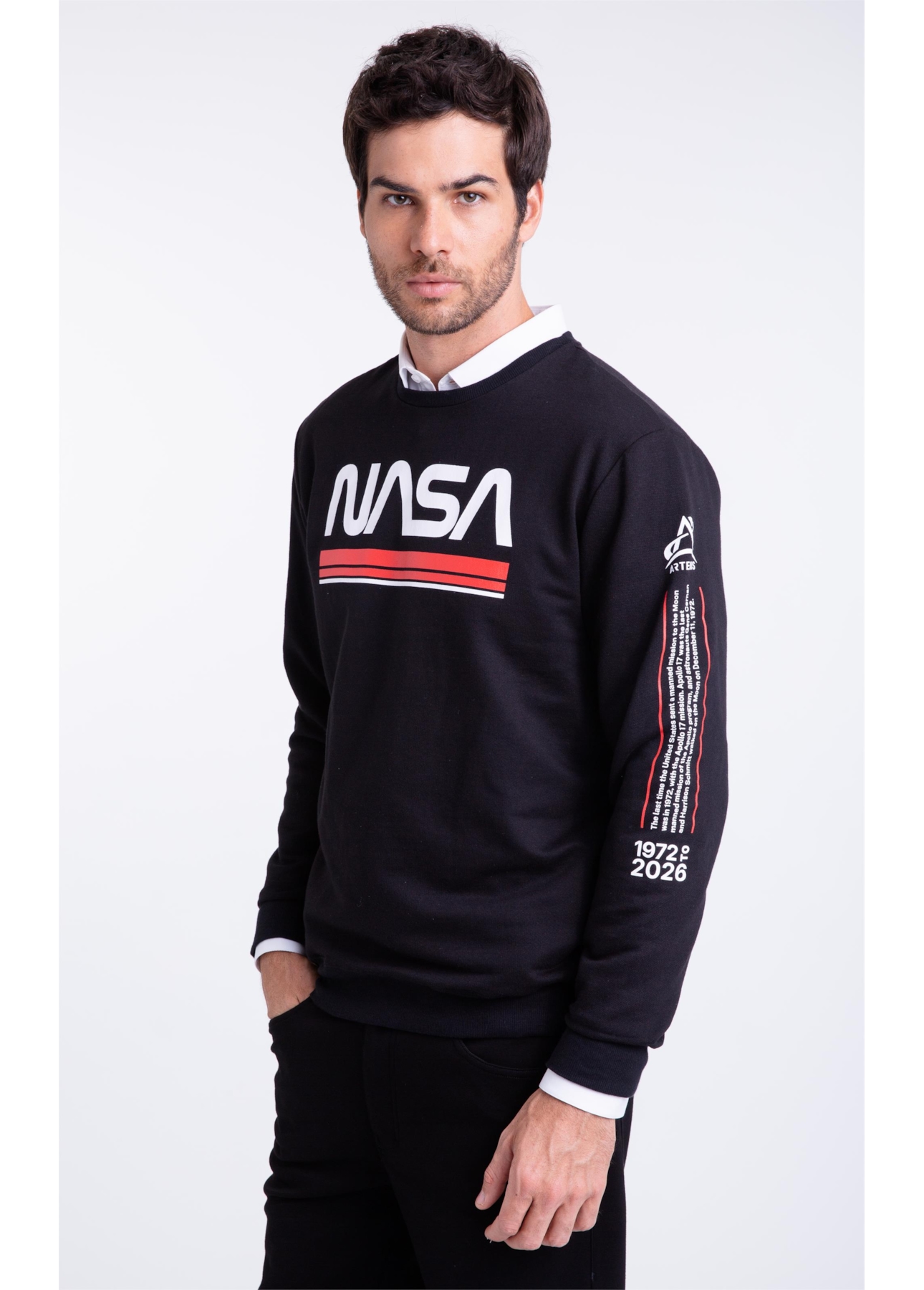 Moletom Nasa Beyond The Solar Preto