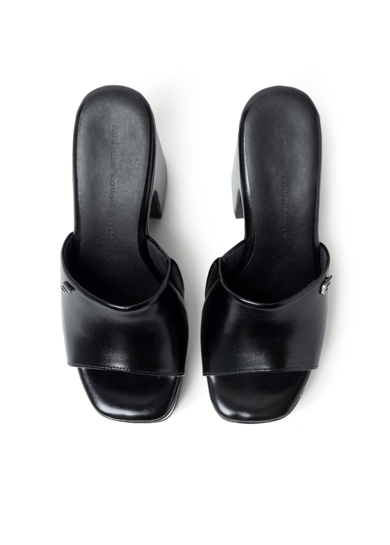 Mule Dakota Preto