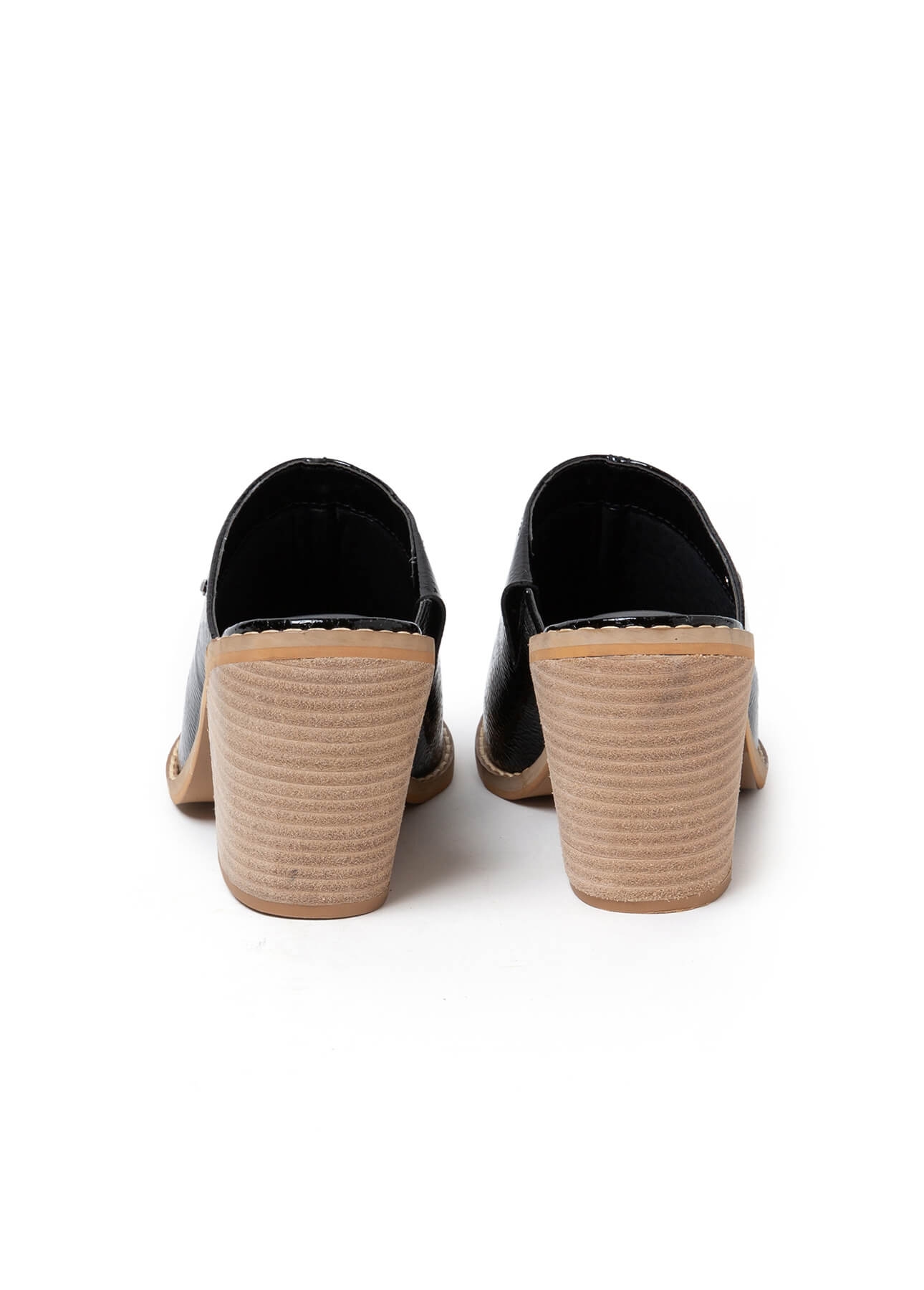 Mule Jade Ellus Preto