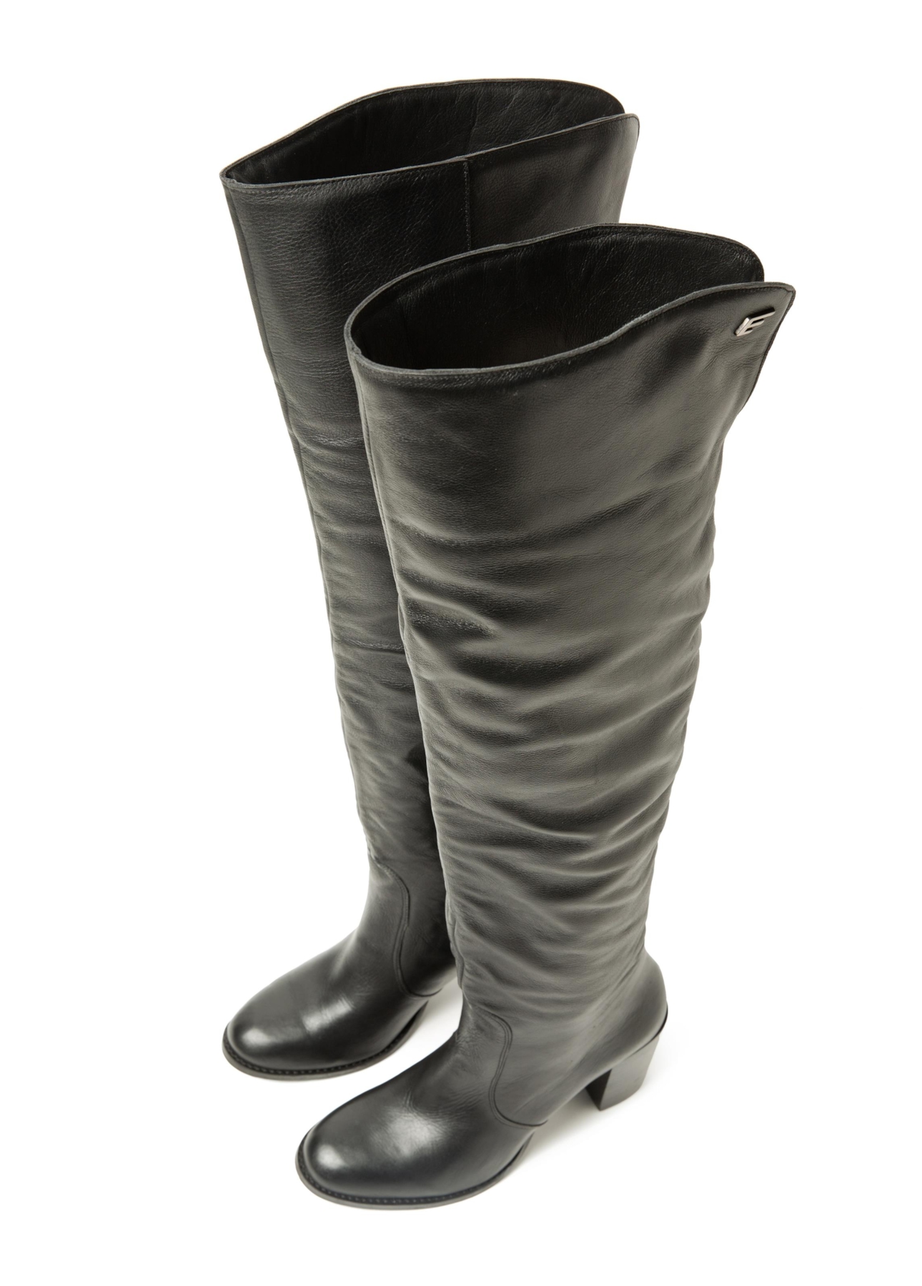 Over The Knee Eloá Ellus Preto