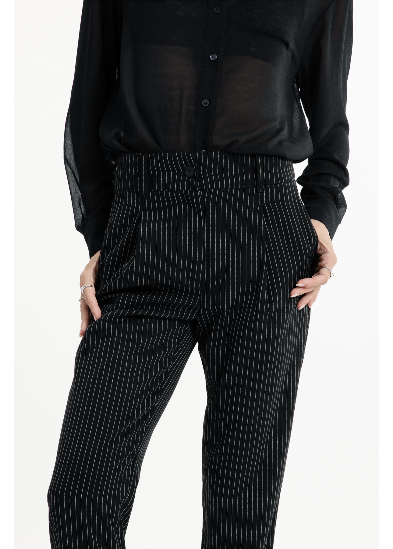 Pin Stripe High Carrot Preto