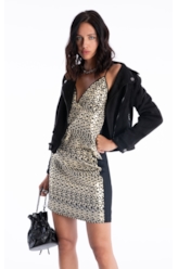 Regata Jacquard Neckline Preto