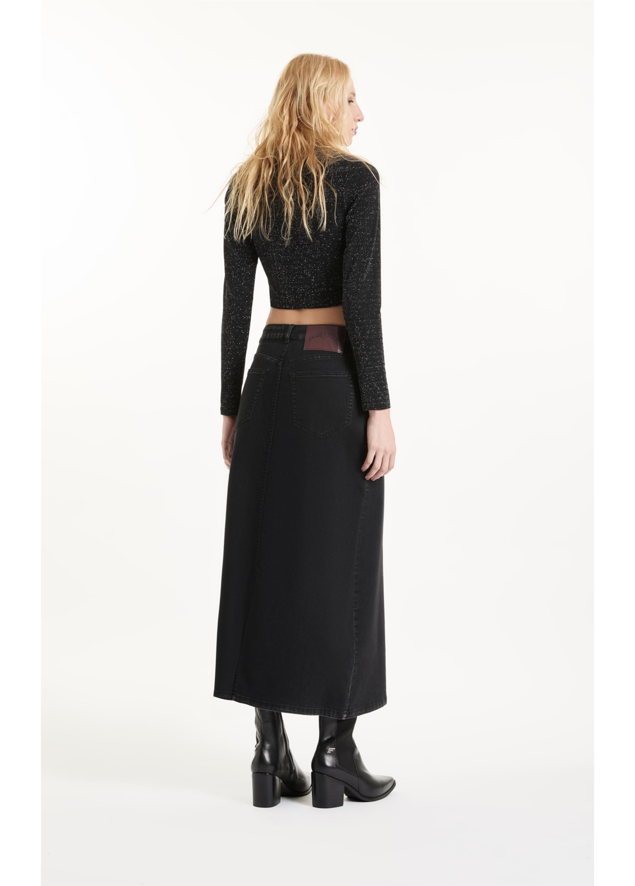 Saia First Black Lav.Black