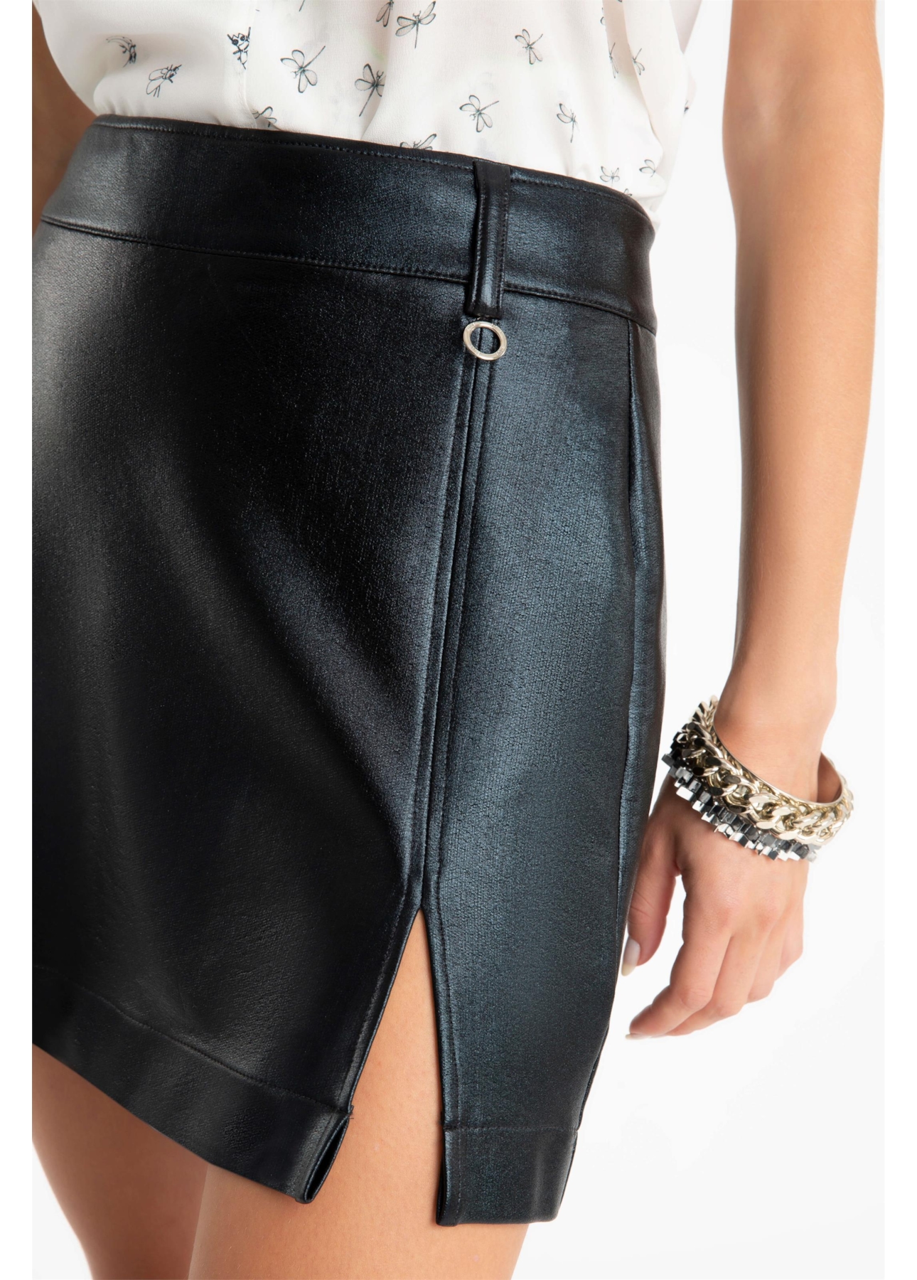 Saia Soft Vinil Mini Preto