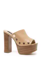 Sandalia Clog Hill Ellus Caramelo