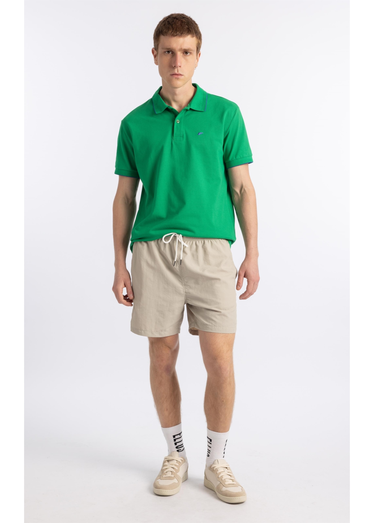 Short Beach Basic Husk