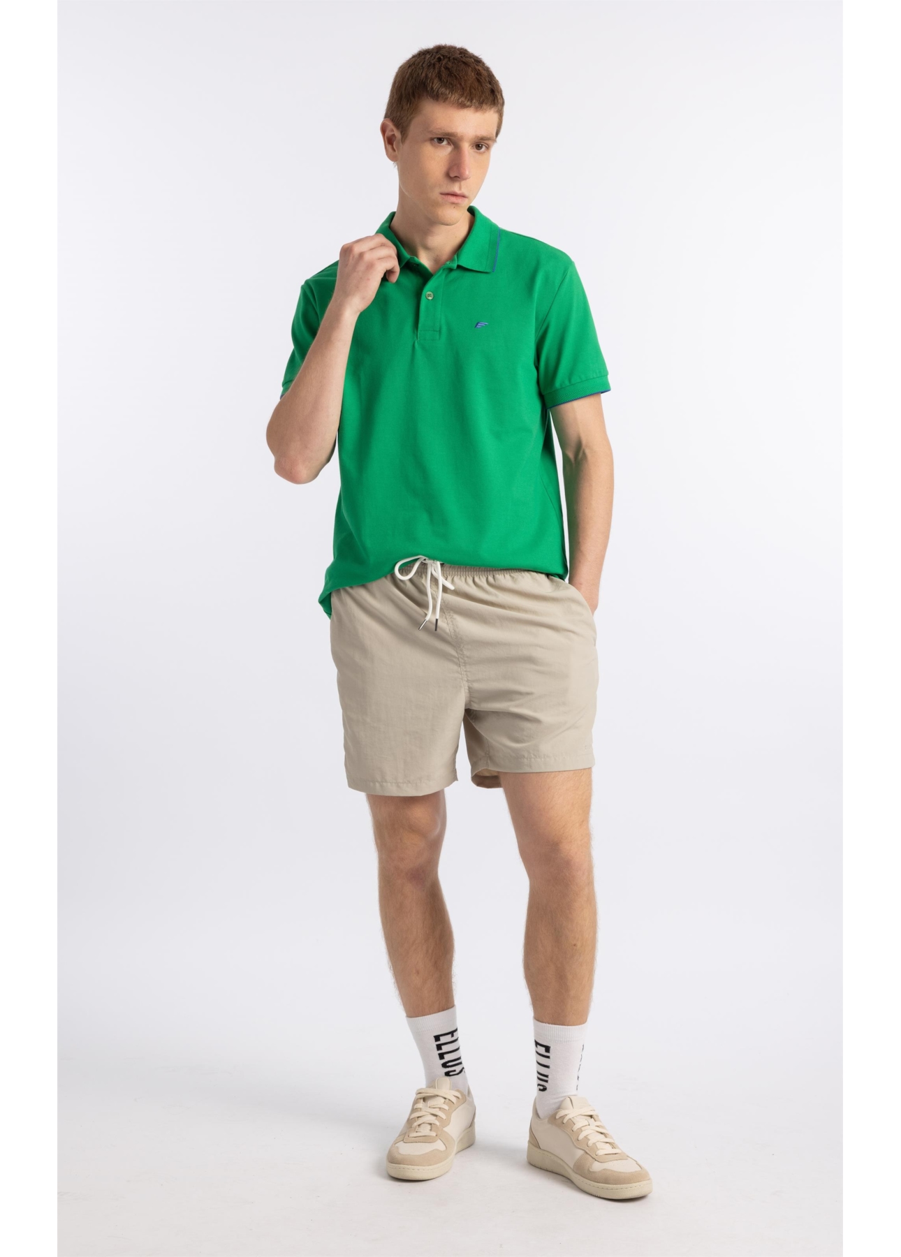 Short Beach Basic Husk