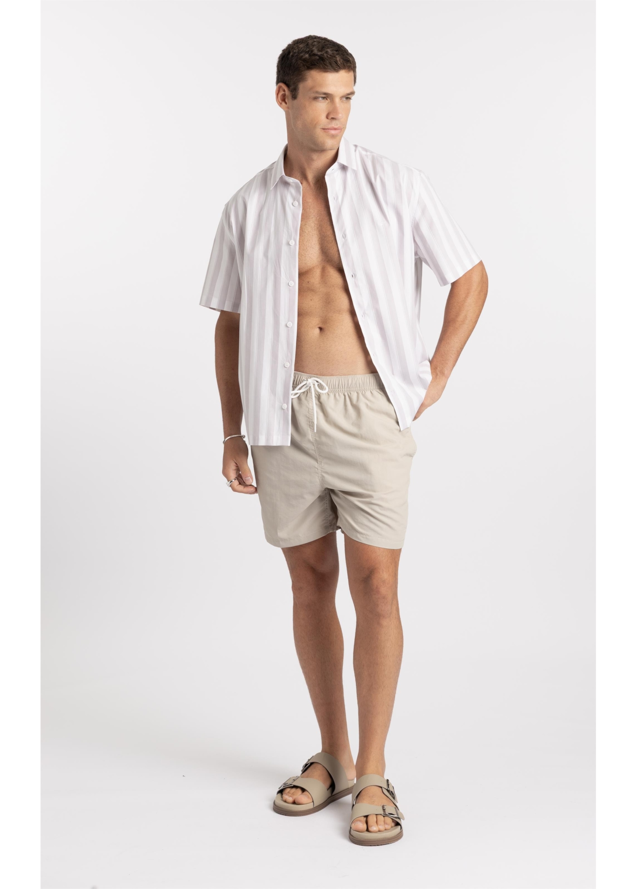 Short Beach Basic Husk