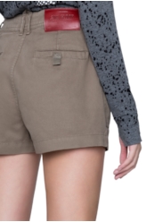 Short Cargo Color Verde Militar