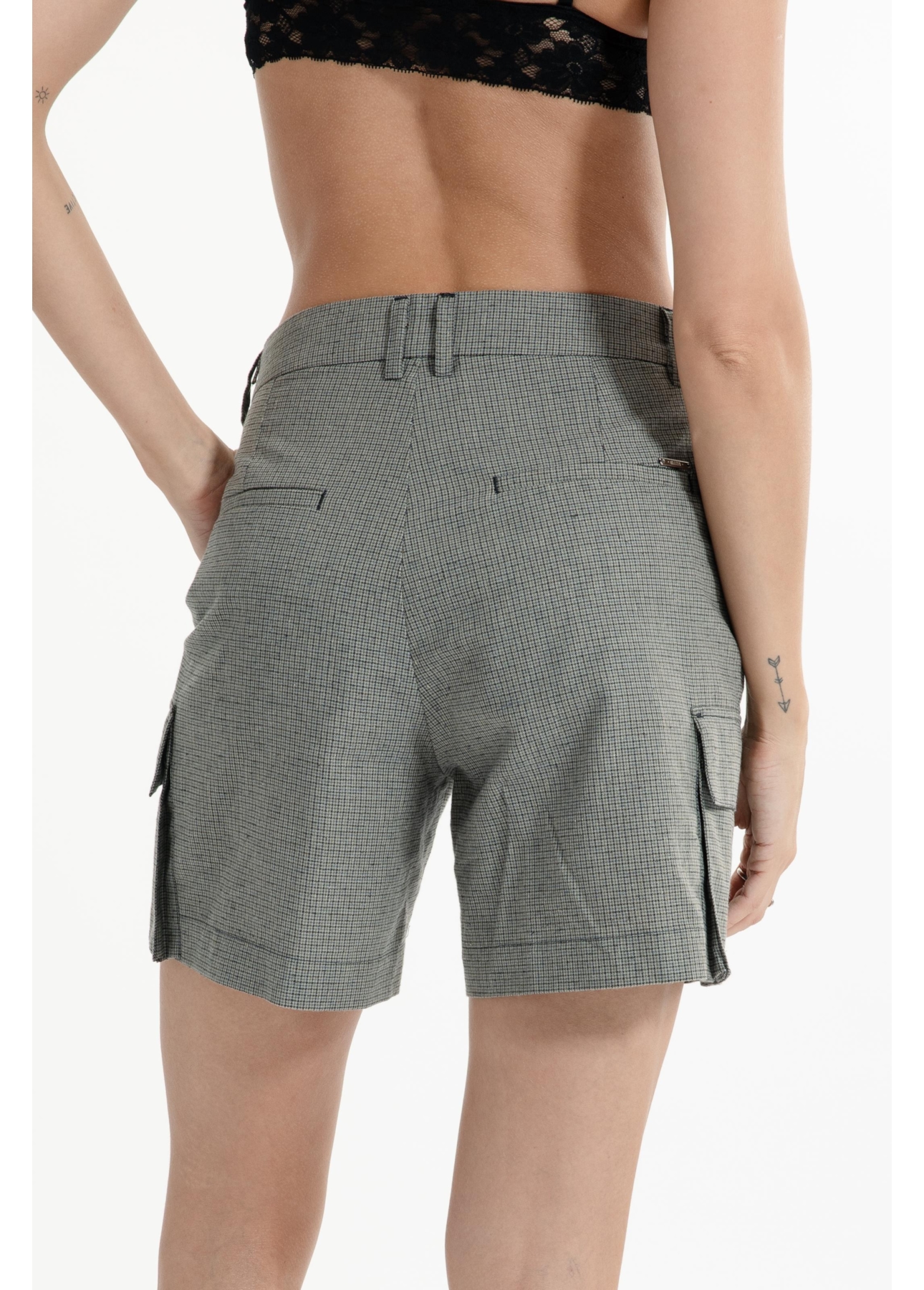 Short Check Cargo Caqui