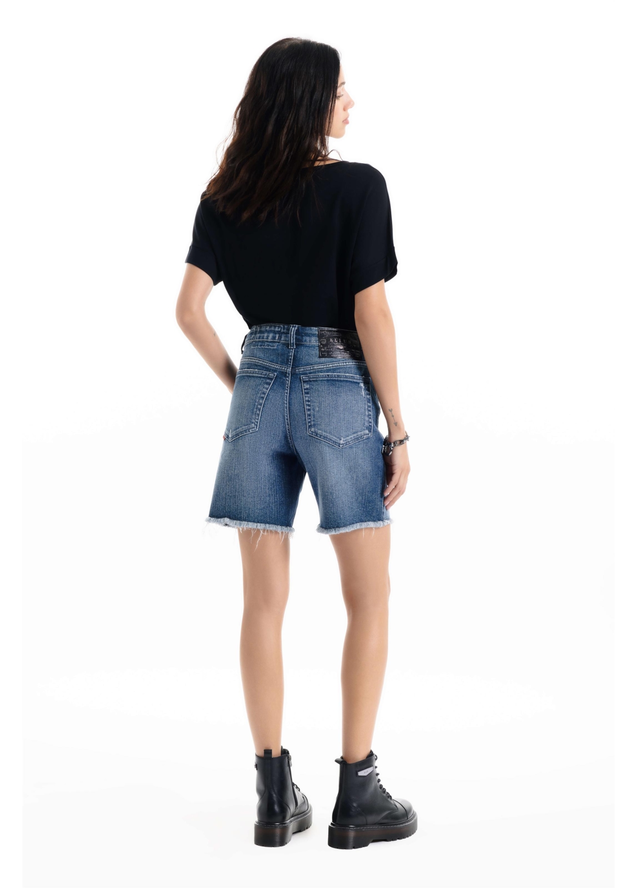 Short Classic Denim Urban Lav.Escuro