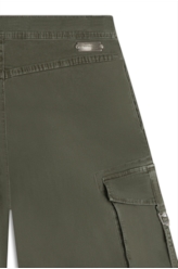 Short Color Twill Wide Cargo Verde Escuro