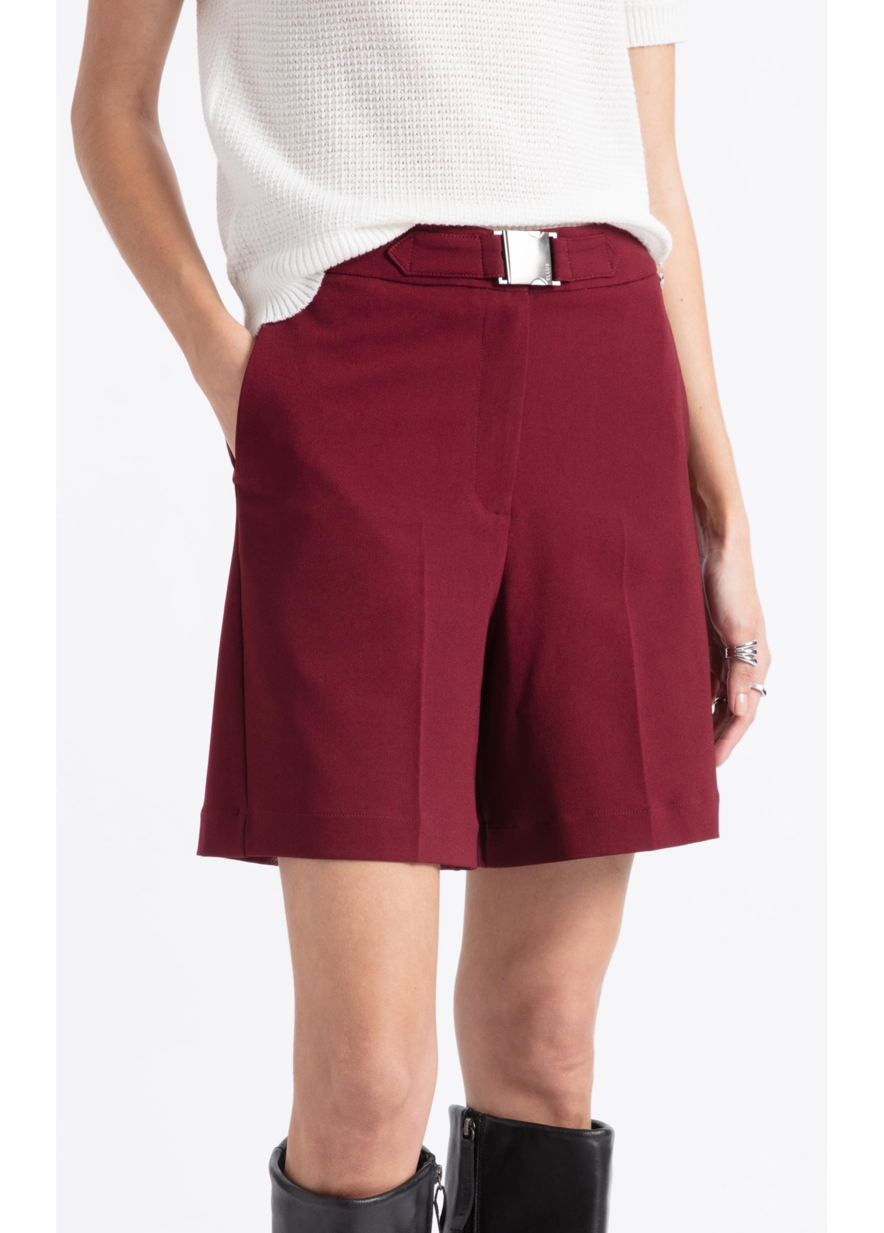 Short Crepe Way Buckle Vinho