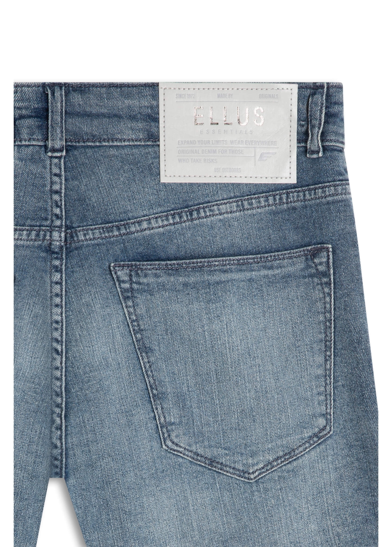 Short Dark Indigo Elastic Lav.Claro