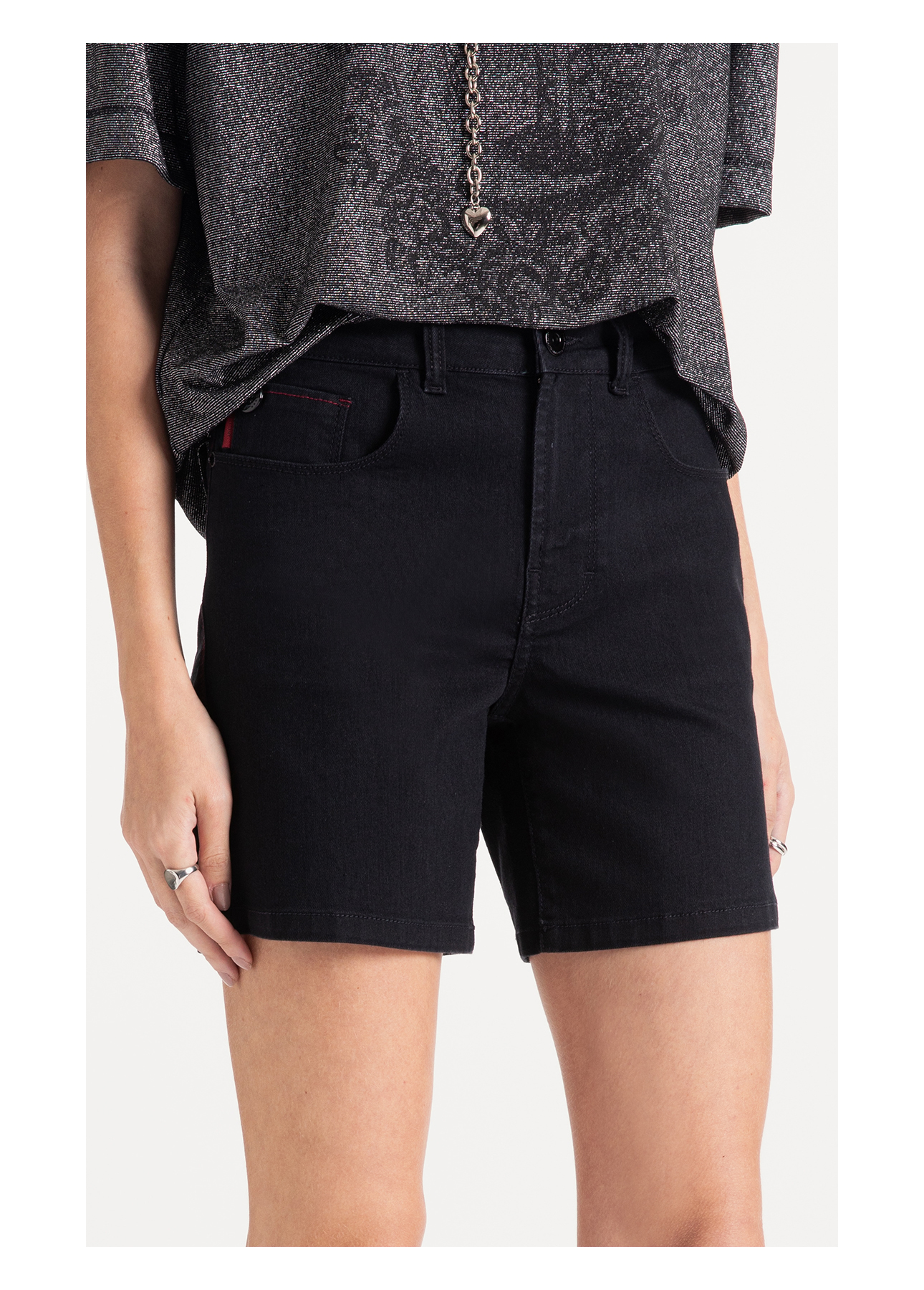 Short First Black Amaciado