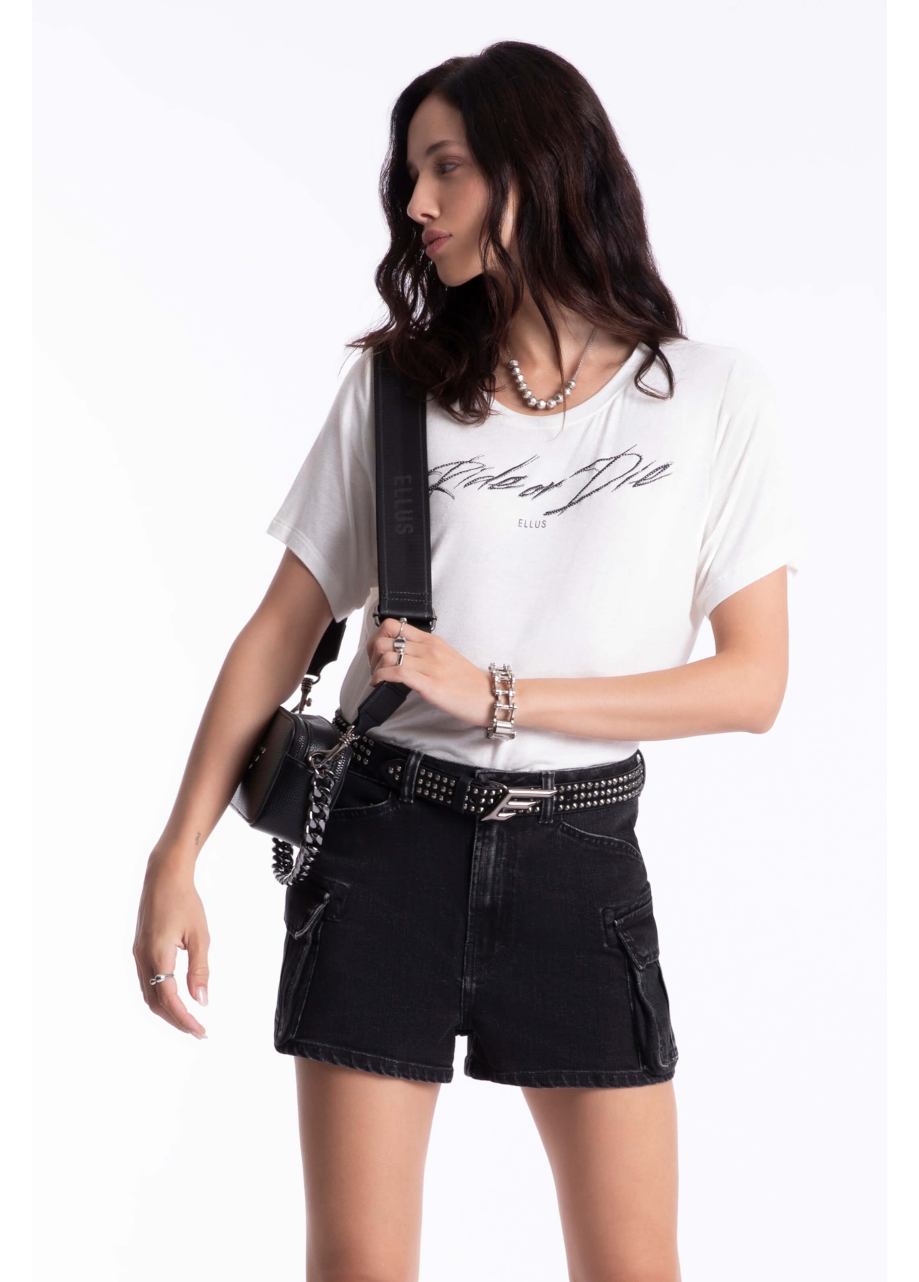 Short Heavy Black Cargo Ellus 2001-Lav.Black C/ Luva