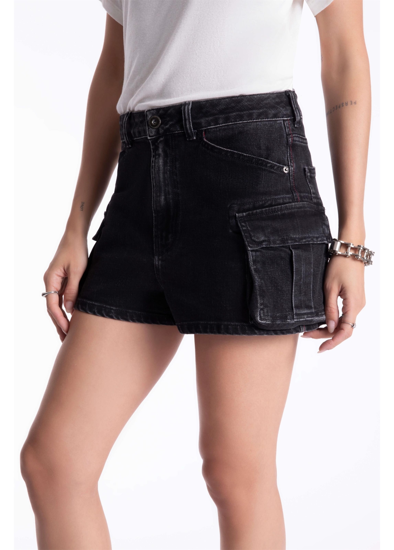 Short Heavy Black Cargo Ellus 2001-Lav.Black C/ Luva