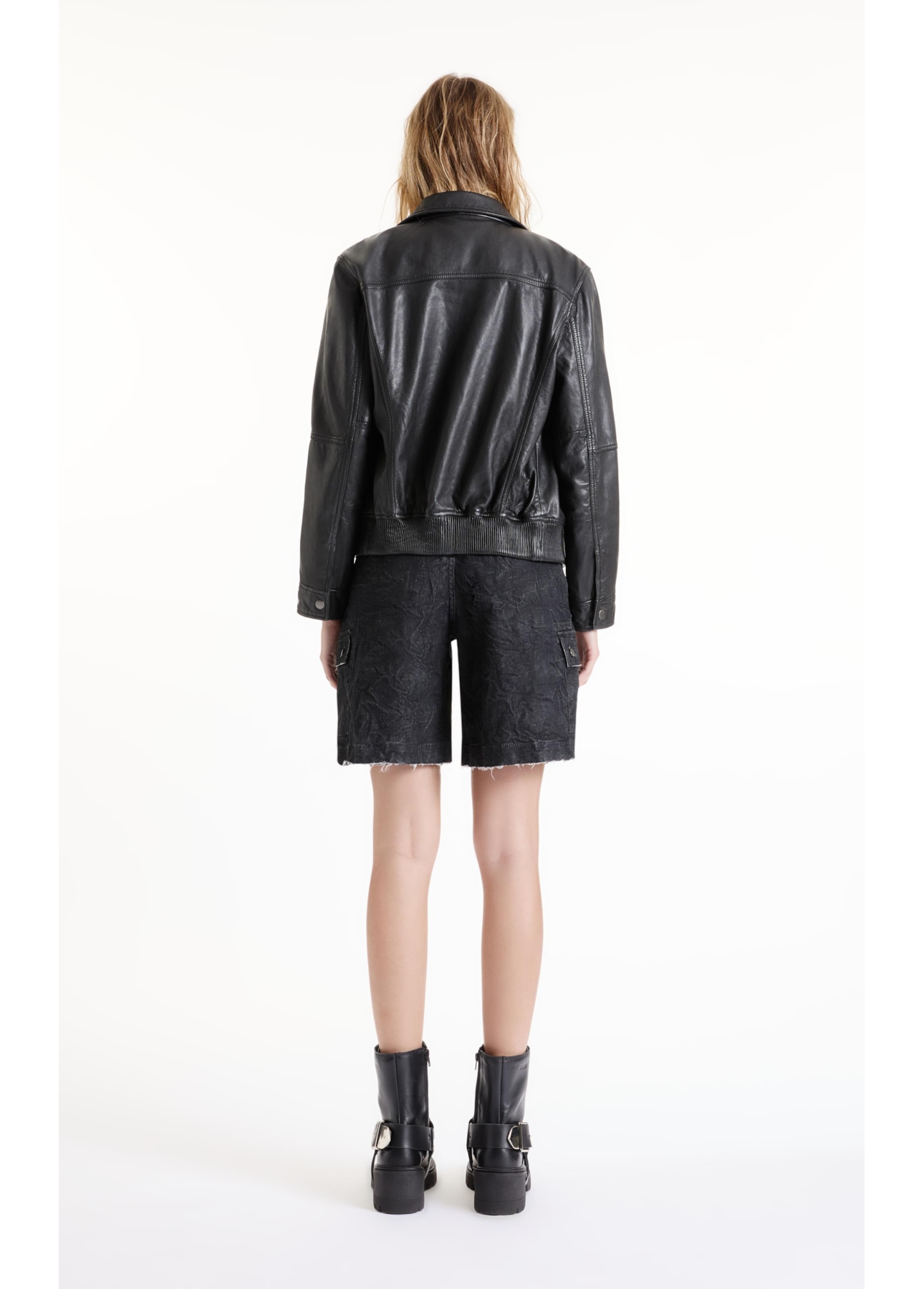 Short Ocean Elastic Wide Cargo Lav.Black