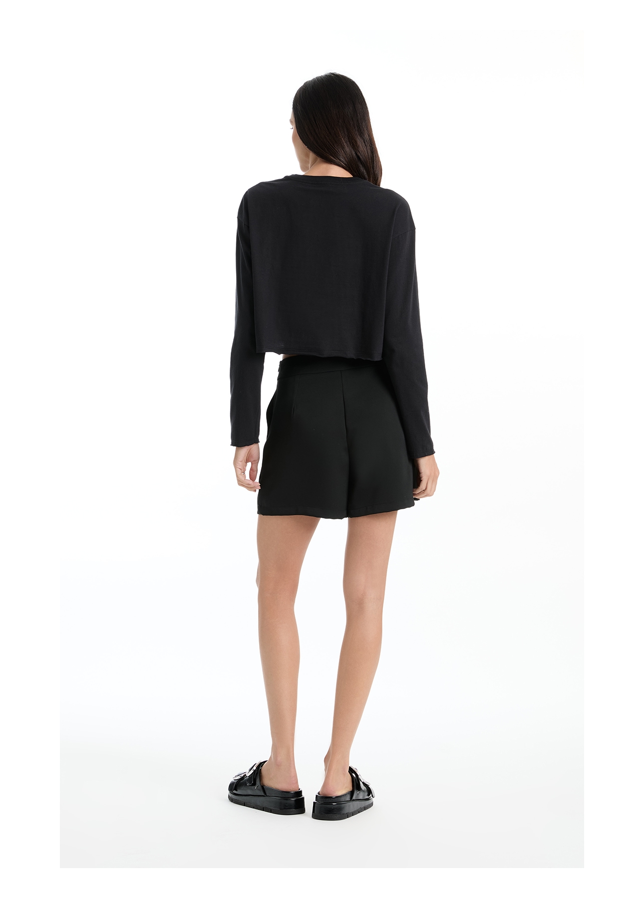 Short Smootha Color Kate Mable Preto