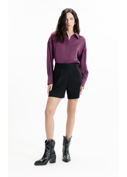 Short Tailoring Pleats Preto