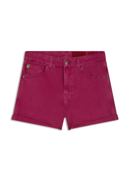 Short White Denim Anitta Pitaya