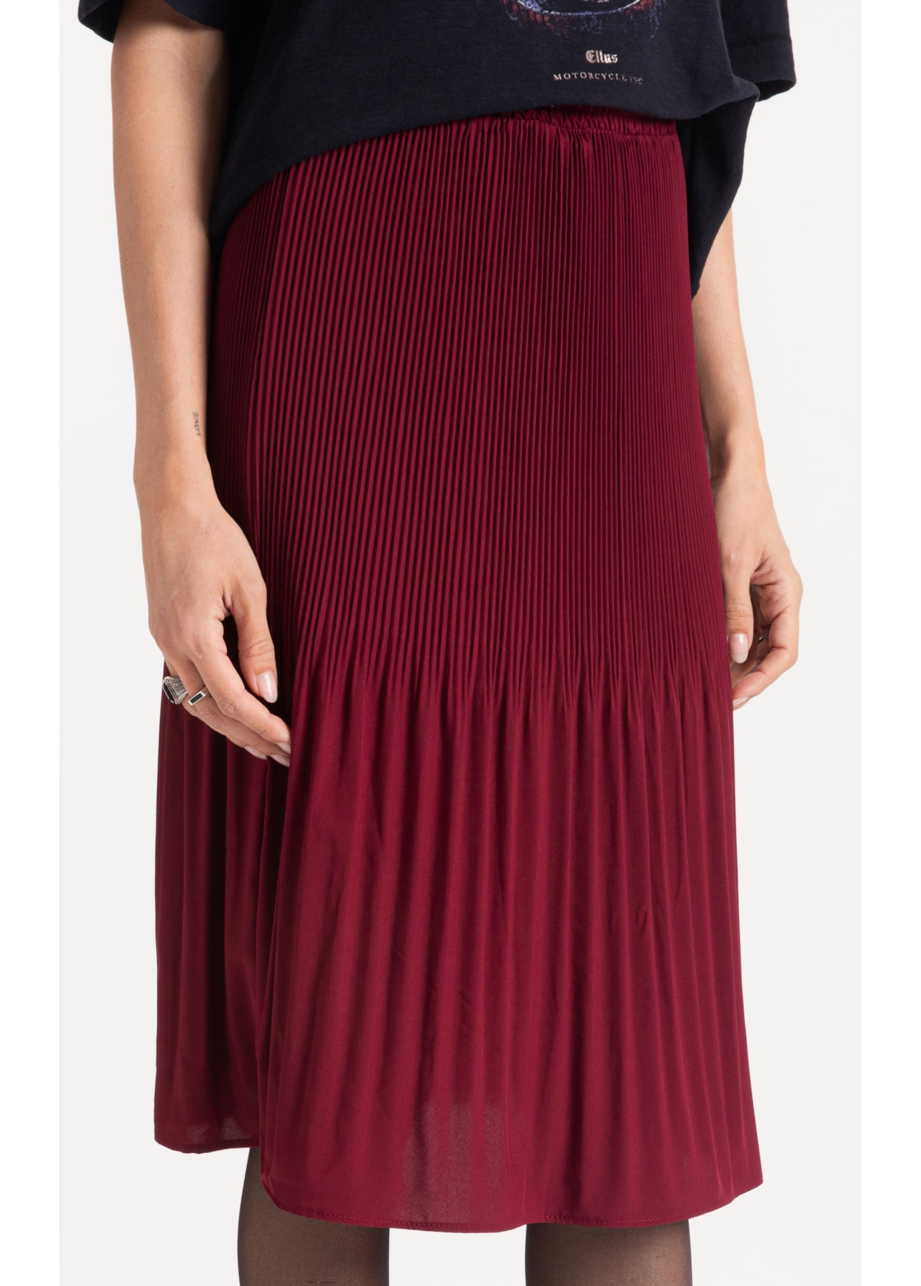 Silky Span Pleated Skirt Bordeaux