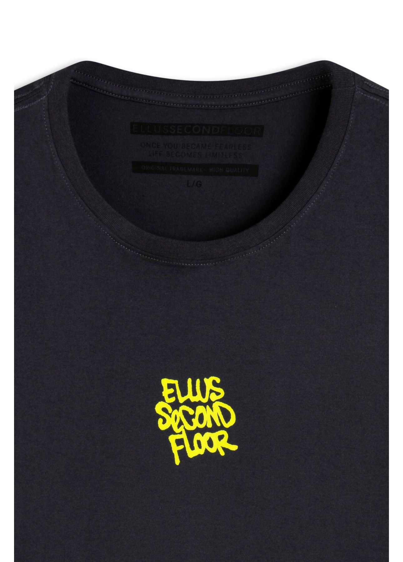 T-Shirt 2nd Floor Over Grafite