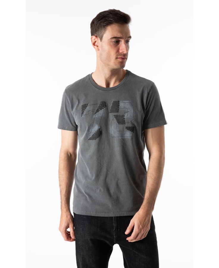 T-Shirt 72 Embroidery Preto