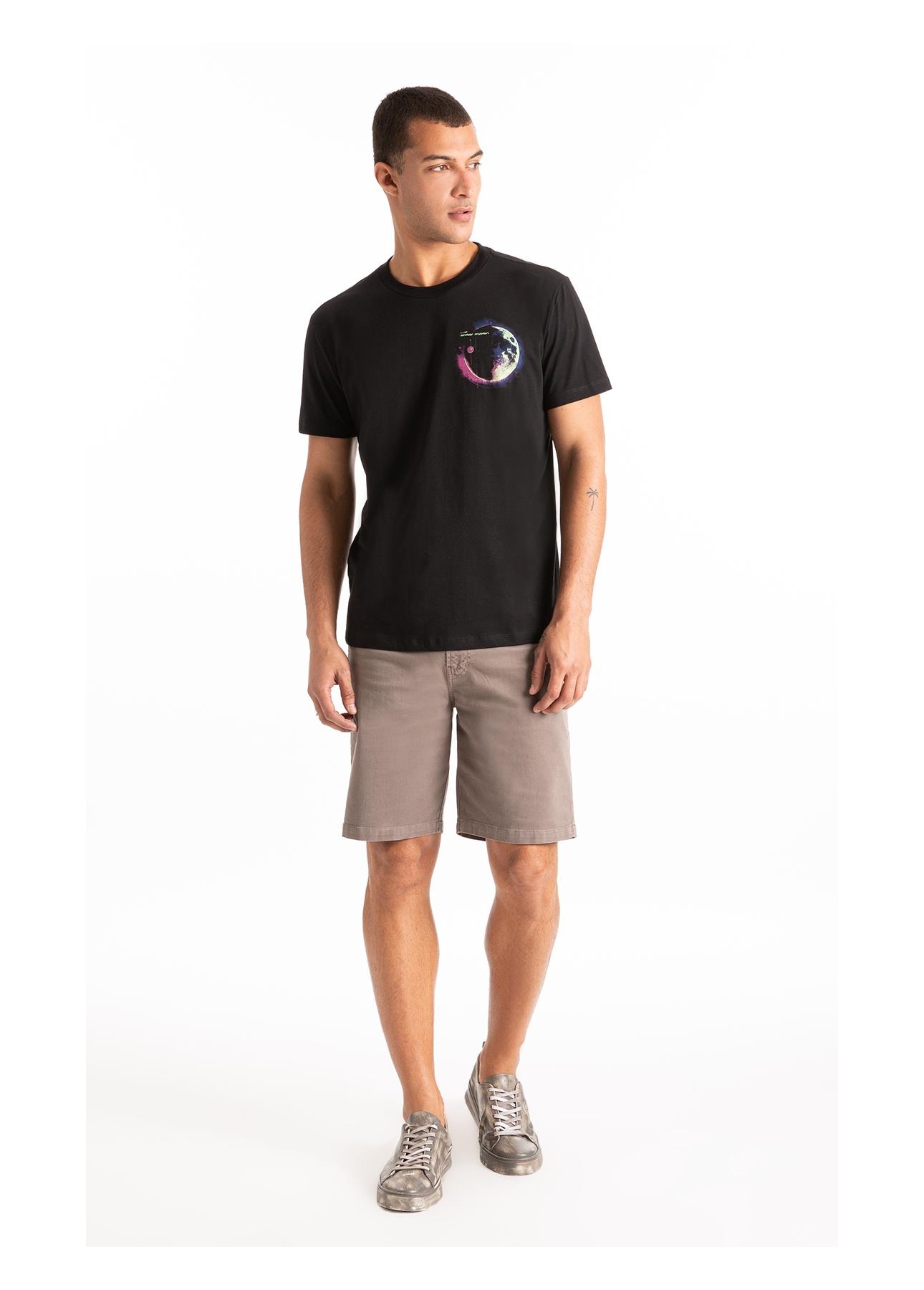 T-Shirt Airstair Glow Preto