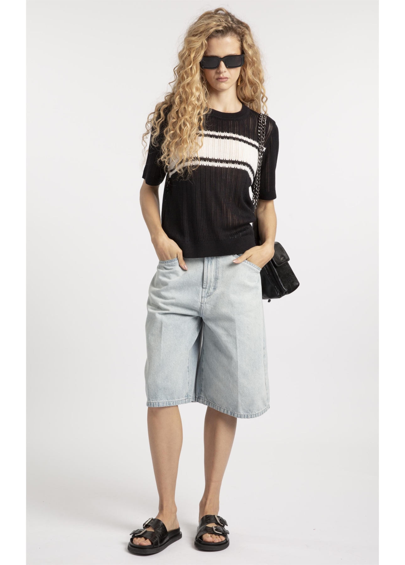 T-Shirt Basic Knit College Preto