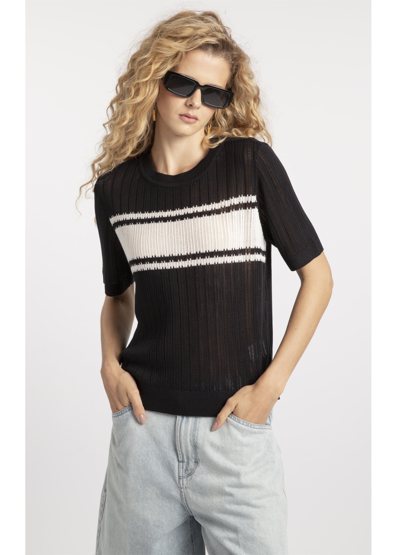 T-Shirt Basic Knit College Preto