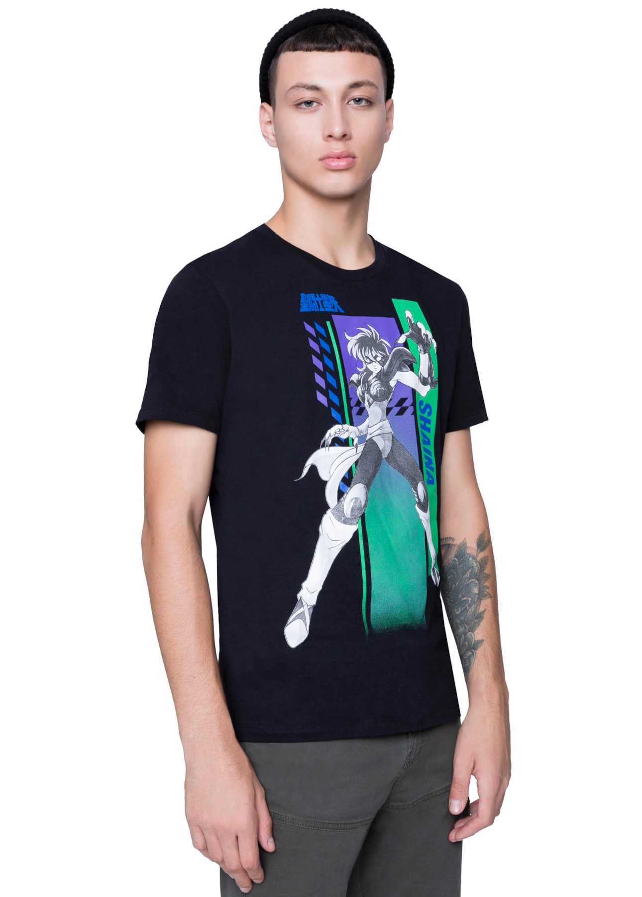 T-Shirt Cavaleiros do Zodíaco Shaina Preto