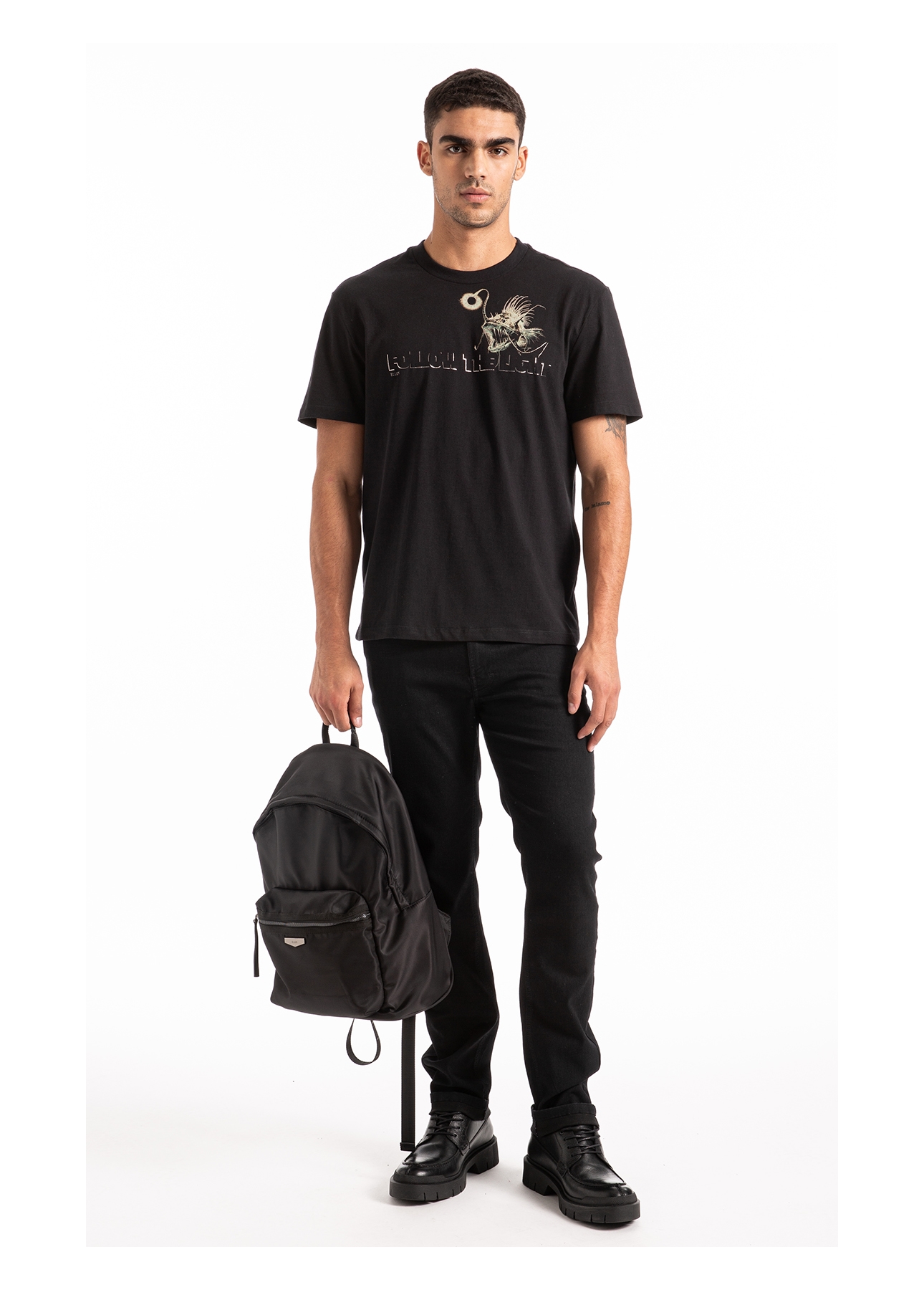 T-Shirt  Follow The Light Classic Preto