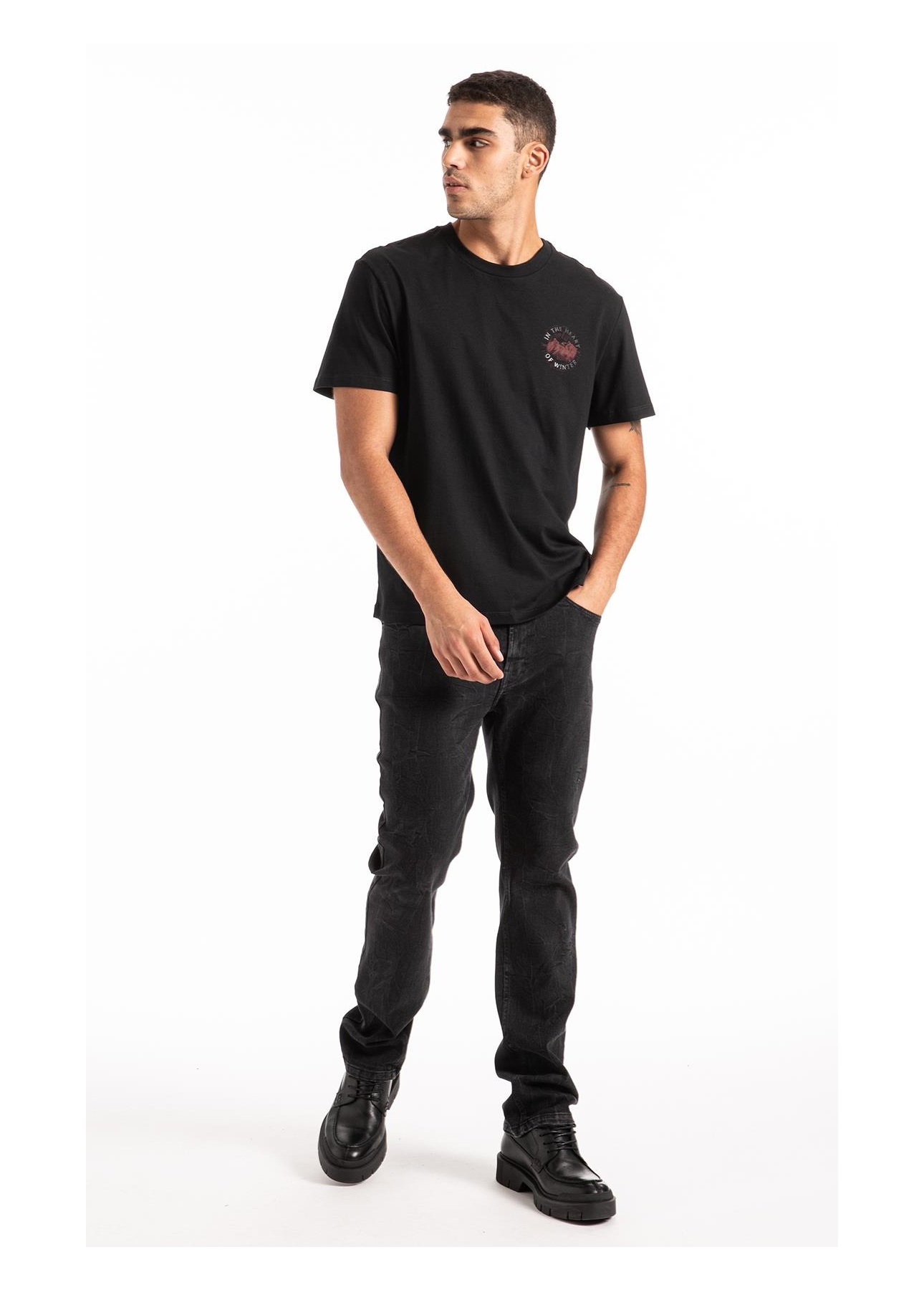 T-Shirt  Heart Mountain Classic Preto