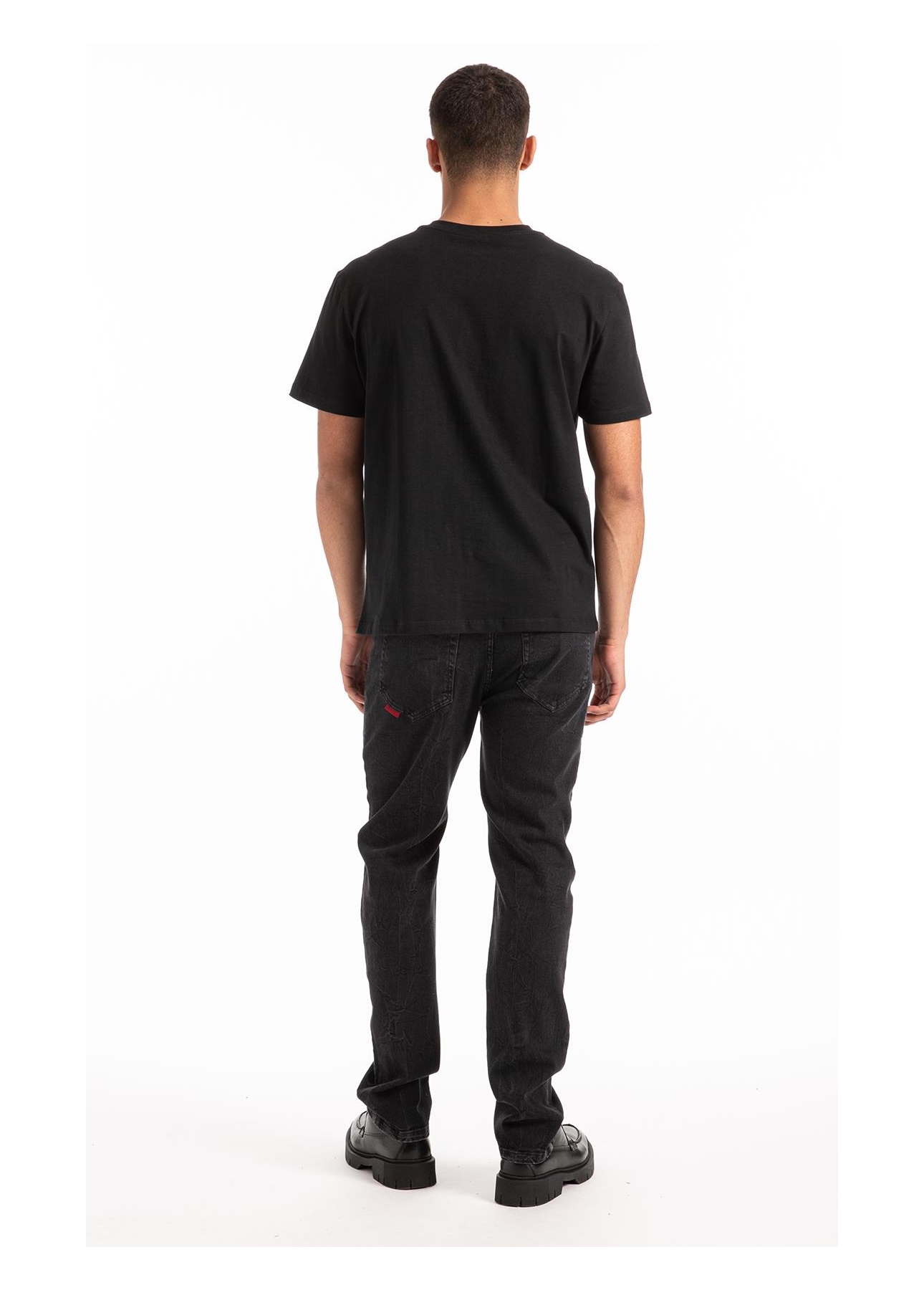 T-Shirt  Heart Mountain Classic Preto