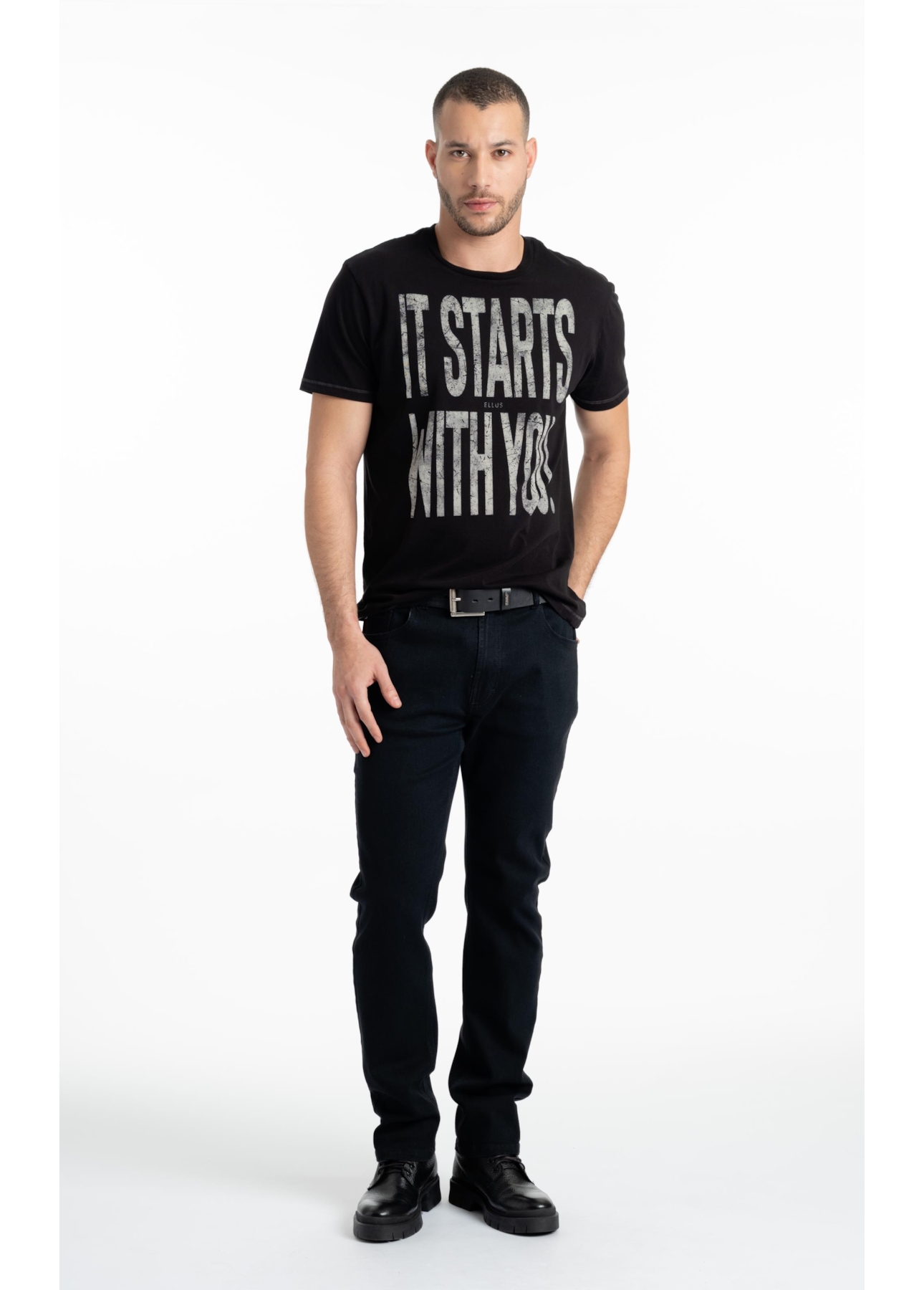 T-Shirt It Starts With You Preto