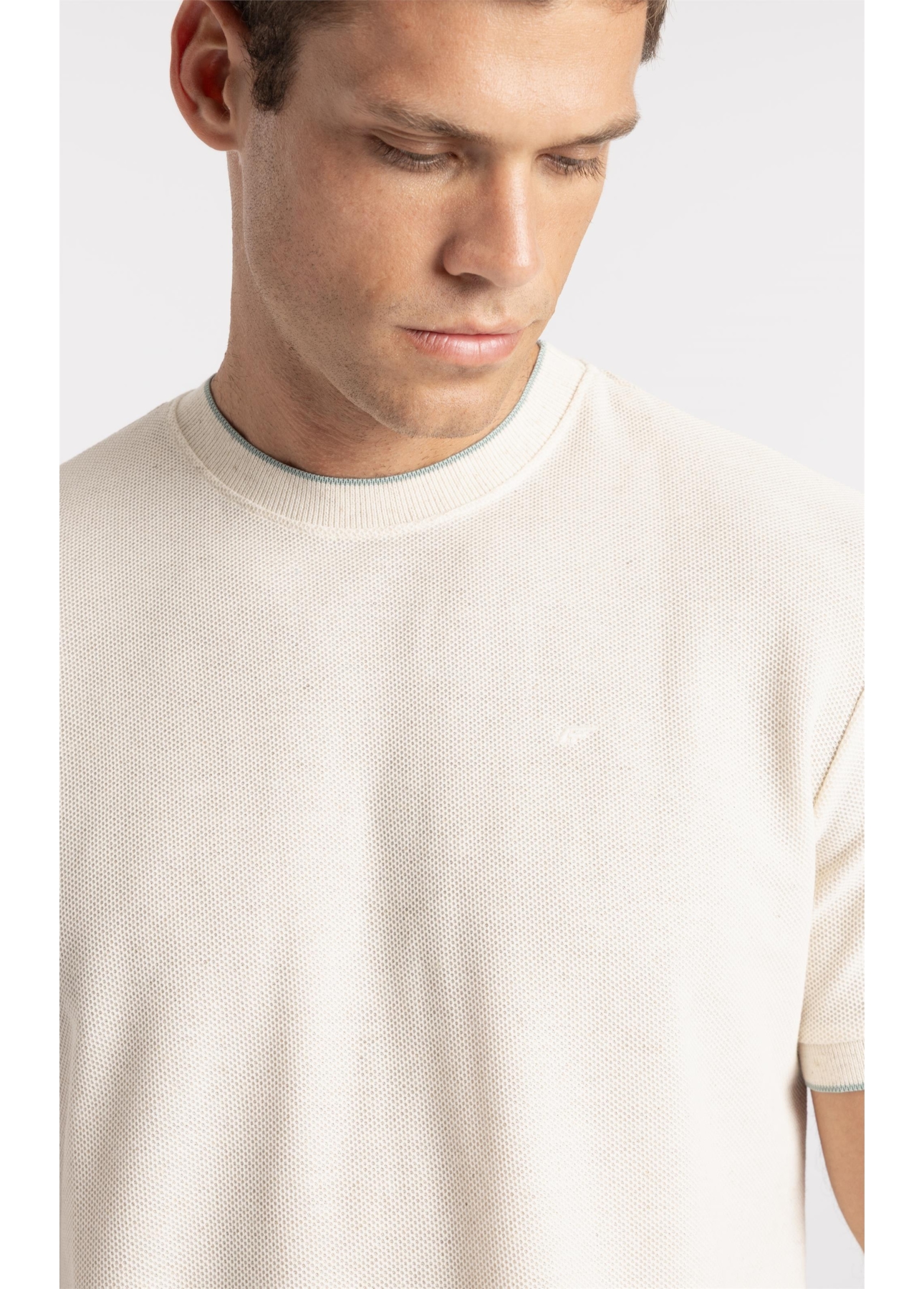 T-Shirt Malha Favo Easa Friso Classic Off White