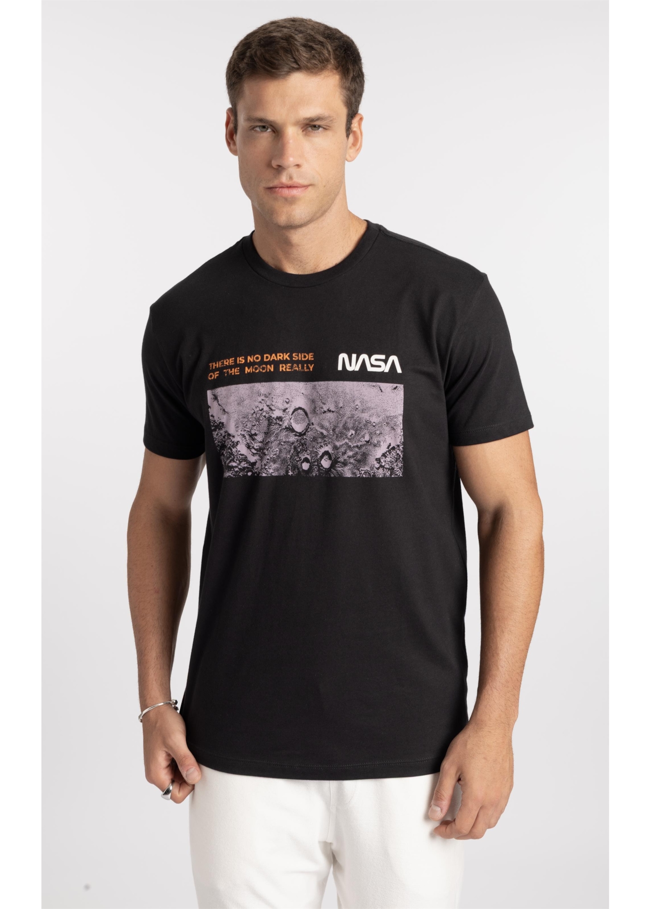 T-Shirt Moon Nasa Preto