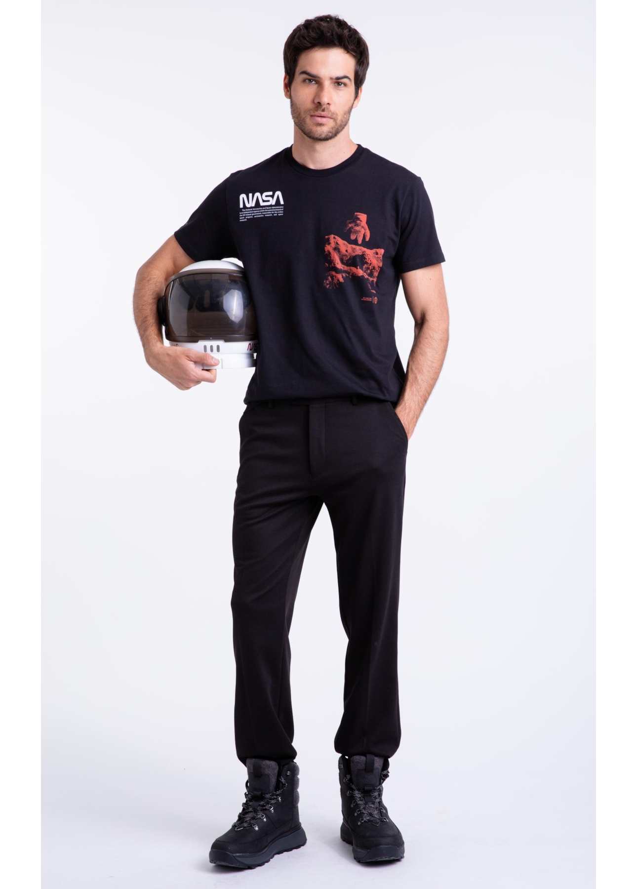 T-Shirt Nasa Astronaut Preto