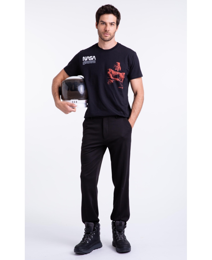 T-Shirt Nasa Astronaut Preto