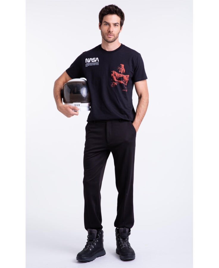 T-Shirt Nasa Astronaut Preto