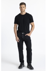 T-Shirt Serif Vinyl Preto