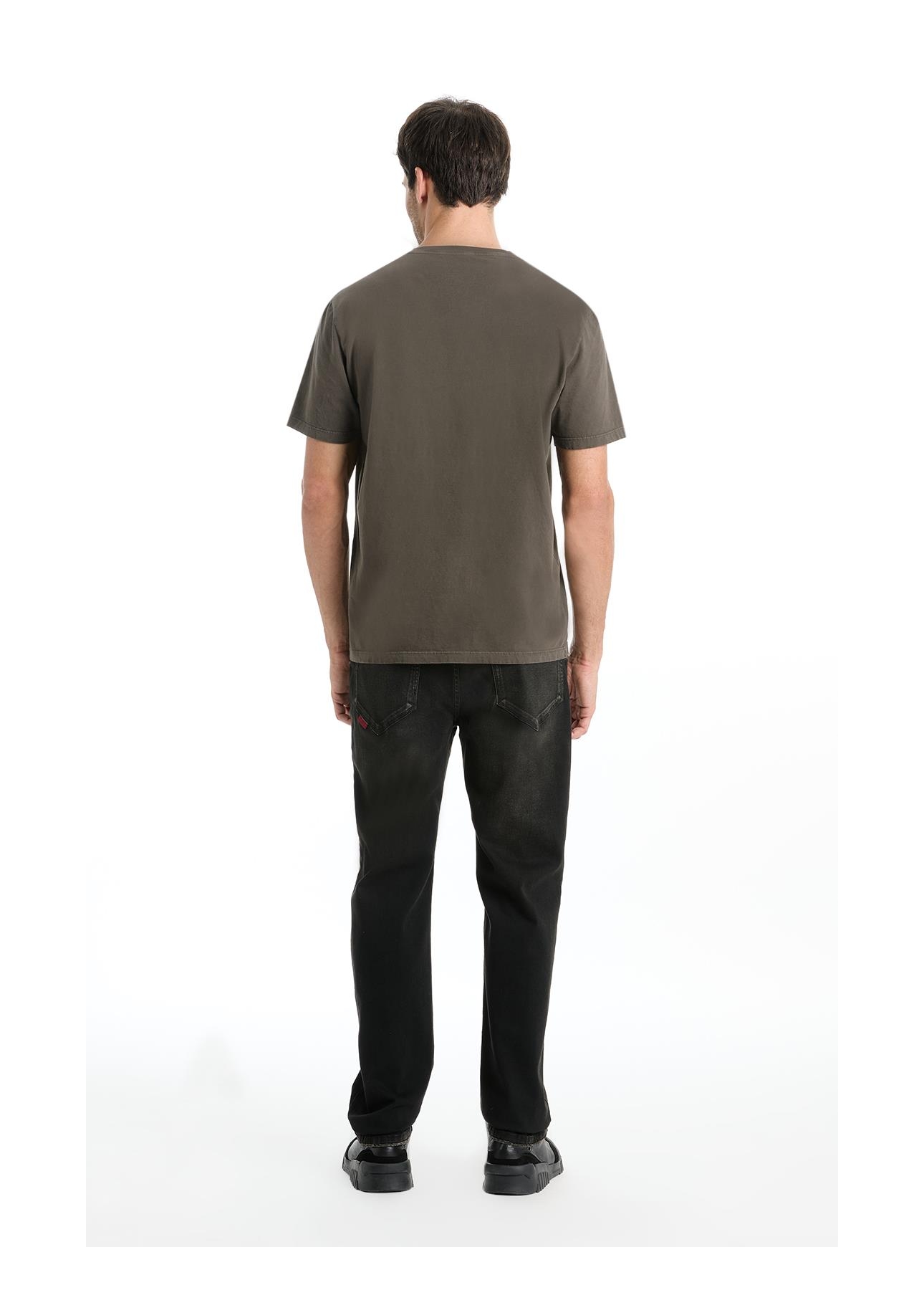 T-Shirt Washed Overcoming Castor