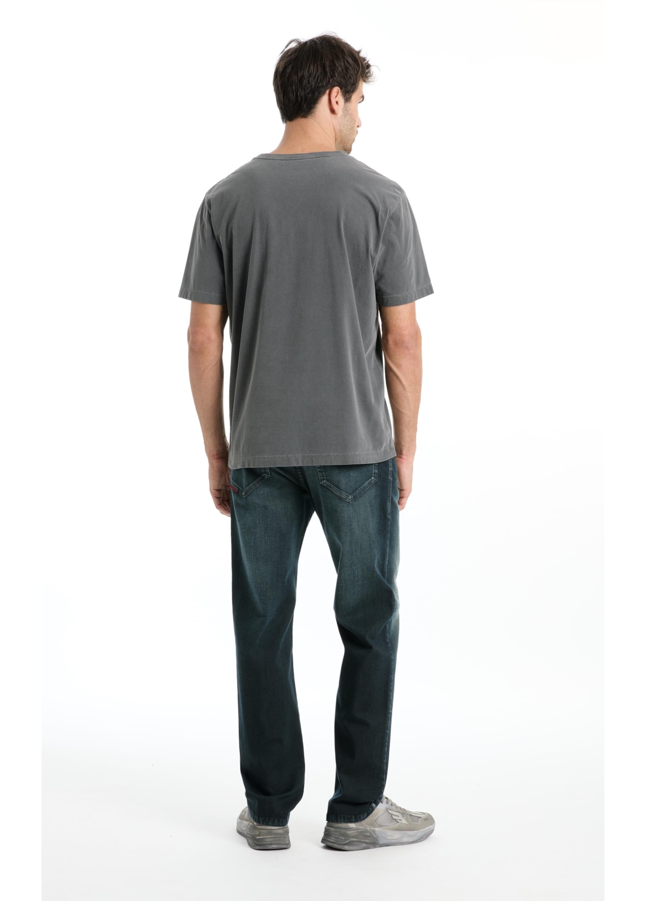 T-Shirt Washed Ruthless Love Preto