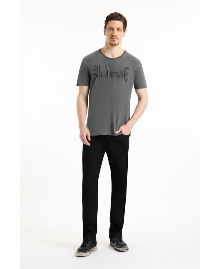 T-Shirt Washed Unstoppable Classic Preto