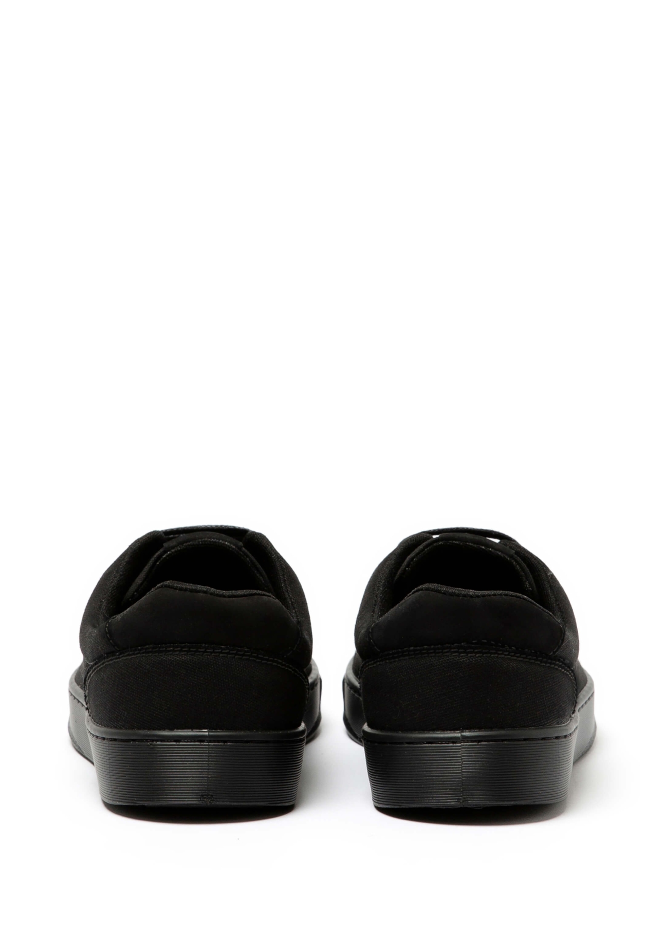 Tênis Ellus Cut Back Preto
